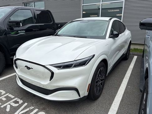 Certified 2025 Ford Mustang Mach-E Premium AWD/4WD image 3