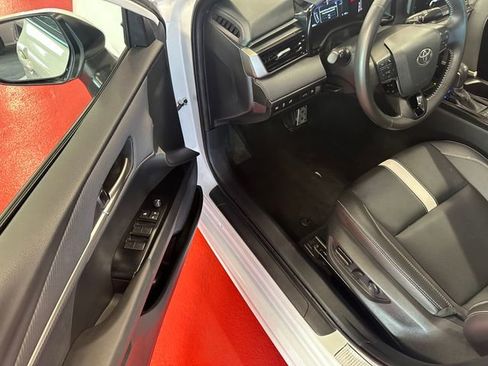 Certified 2025 Toyota Camry SE image 10