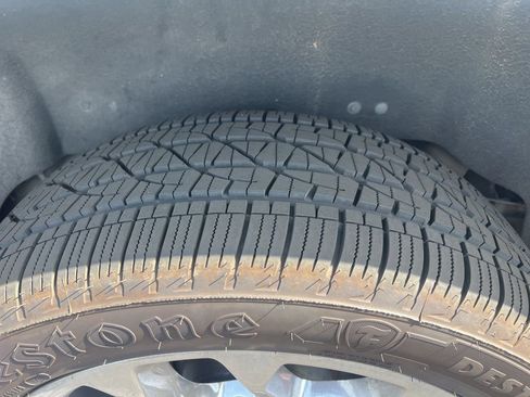 Used 2017 Chevrolet Suburban Premier image 7