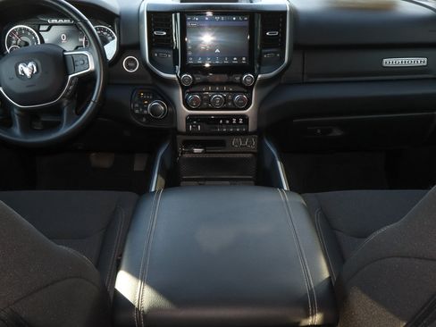 Used 2022 RAM 1500 Big Horn AWD/4WD image 10