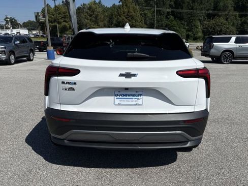 New 2025 Chevrolet Blazer EV LT FWD image 7