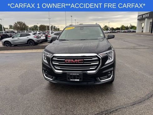 Used 2023 GMC Terrain SLT image 4