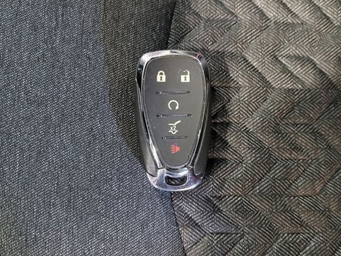 Used 2024 Chevrolet Equinox LT image 32