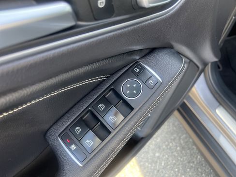 Used 2020 Mercedes-Benz GLA 250 4MATIC image 20