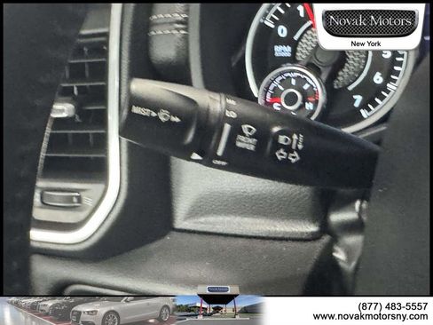 Used 2023 RAM 1500 Laramie AWD/4WD image 18