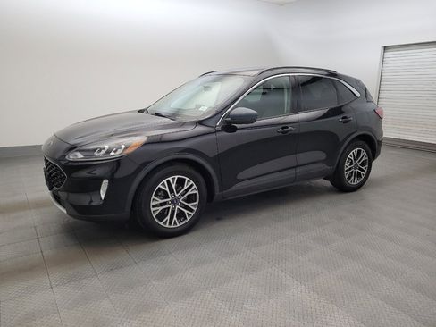 Used 2020 Ford Escape SEL FWD image 2