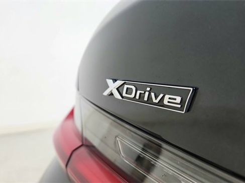Used 2025 BMW 330i xDrive Sedan image 19