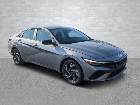 New 2025 Hyundai Elantra Sport image 1