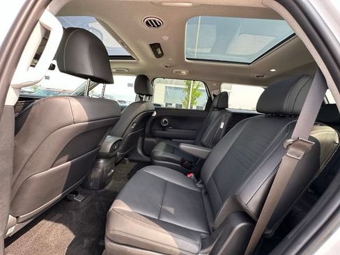 Used 2026 Hyundai Palisade Limited AWD/4WD image 11