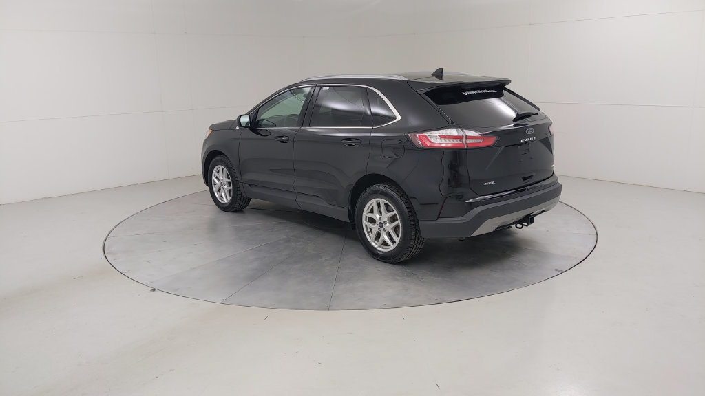 Certified 2022 Ford Edge SEL w/ Convenience Package AWD/4WD image 16
