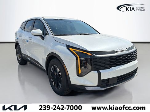 New 2026 Kia Sportage LX FWD image 1
