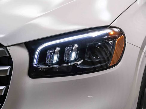 New 2026 Mercedes-Benz GLS 580 4MATIC image 13