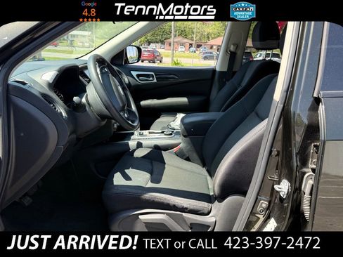 Used 2017 Nissan Pathfinder S AWD/4WD image 10
