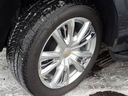 Certified 2024 Chevrolet Tahoe High Country w/ Advanced Technology Package image 3