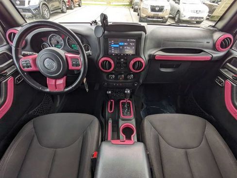 Used 2017 Jeep Wrangler Unlimited Sport w/ Quick Order Package 24S AWD/4WD image 16