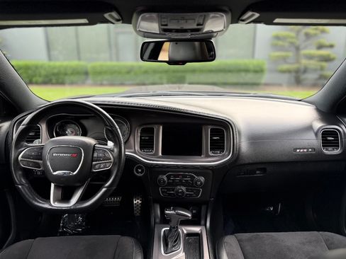 Used 2022 Dodge Charger Scat Pack RWD image 27