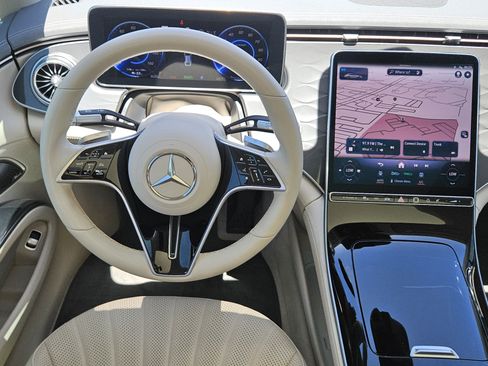 Certified 2022 Mercedes-Benz EQS 450+ Sedan image 17