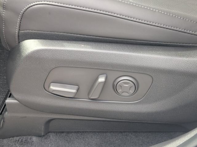 New 2027 Kia Carnival EX w/ Dark Edition Package FWD image 18