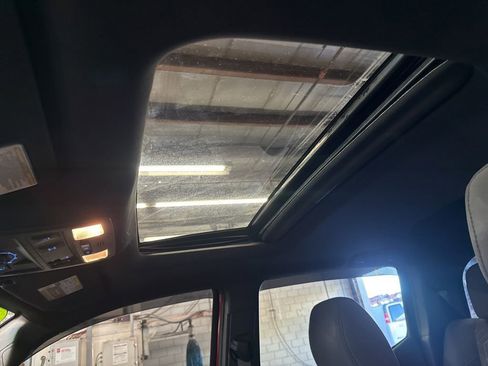 Used 2016 Toyota Tacoma TRD Off-Road image 21