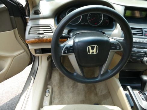 Used 2009 Honda Accord EX image 11