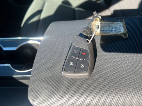 Used 2025 Chevrolet Equinox LT image 22