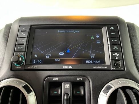Used 2016 Jeep Wrangler Unlimited Rubicon AWD/4WD image 31