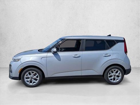 Used 2020 Kia Soul S image 8
