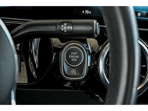 Certified 2021 Mercedes-Benz GLA 250 4MATIC image 18