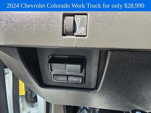 Used 2024 Chevrolet Colorado W/T RWD image 22