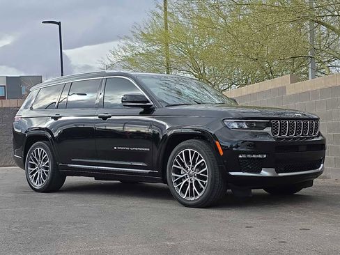 Certified 2021 Jeep Grand Cherokee L Summit image 3