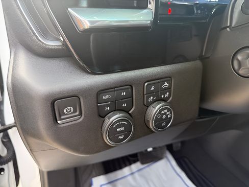 Used 2023 Chevrolet Silverado 1500 LTZ w/ LTZ Convenience Package II AWD/4WD image 14