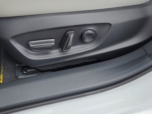New 2026 Toyota Prius XLE AWD/4WD image 8