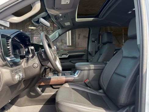 Certified 2023 GMC Sierra 1500 SLT w/ SLT Premium Plus Package image 13