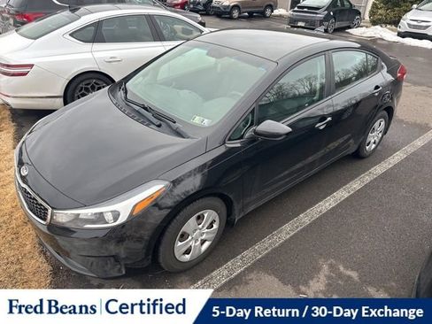Used 2018 Kia Forte LX w/ LX Popular Package image 3