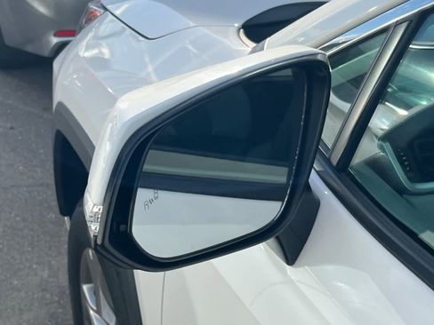 Used 2022 Toyota RAV4 XLE w/ XLE Grade Weather Package image 8