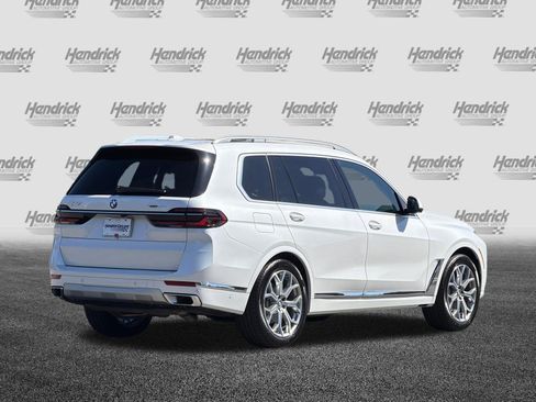 Used 2026 BMW X7 xDrive40i AWD/4WD image 5