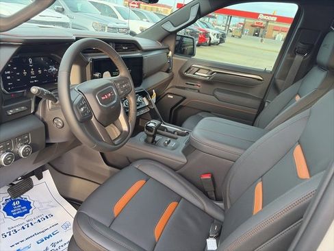 New 2026 GMC Sierra 1500 AT4 w/ AT4 Premium Package image 16