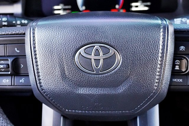 Used 2025 Toyota Tacoma TRD Pro AWD/4WD image 49