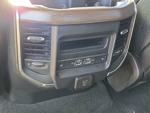 Used 2021 RAM 1500 Laramie image 16