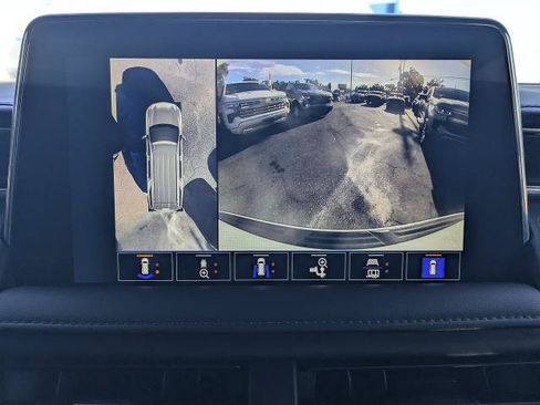 Certified 2024 Chevrolet Suburban LT w/ LT Signature Plus Package RWD image 22