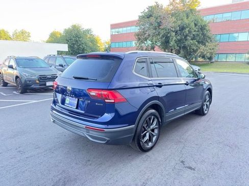 Used 2024 Volkswagen Tiguan SE AWD/4WD image 6