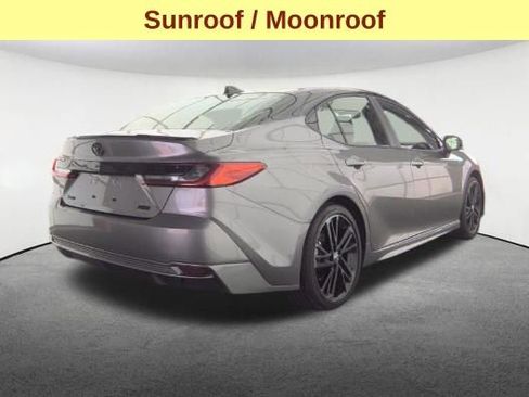 Used 2025 Toyota Camry XSE image 5