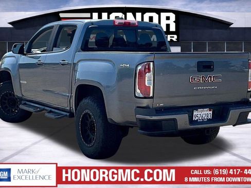 Used 2021 GMC Canyon Elevation w/ Driver Alert Package AWD/4WD image 4