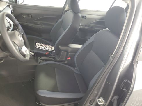 Used 2025 Nissan Versa SV w/ Trunk Package FWD image 12