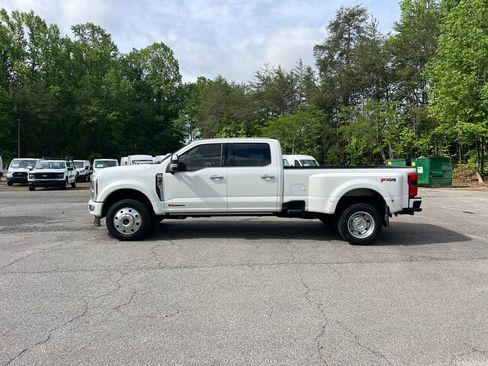 Used 2024 Ford F450 Limited w/ FX4 Off-Road Package AWD/4WD image 9