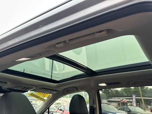Used 2025 Subaru Ascent Bronze Edition w/ Onyx Package AWD/4WD image 47