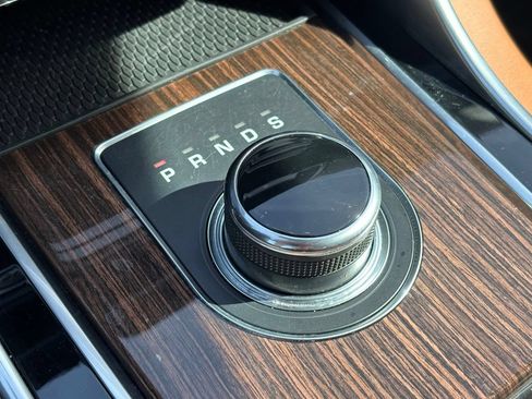 Used 2018 Jaguar XE Portfolio RWD image 31