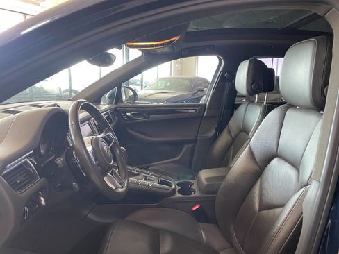 Used 2016 Porsche Macan S image 16