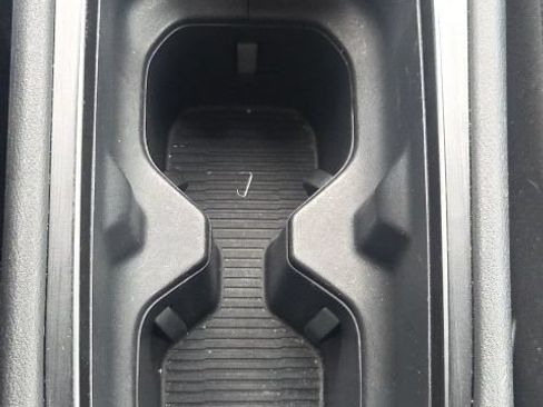 Used 2025 Nissan Kicks S FWD image 30