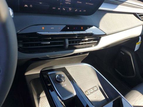 New 2026 Buick Enclave Sport Touring w/ Power Package FWD image 15